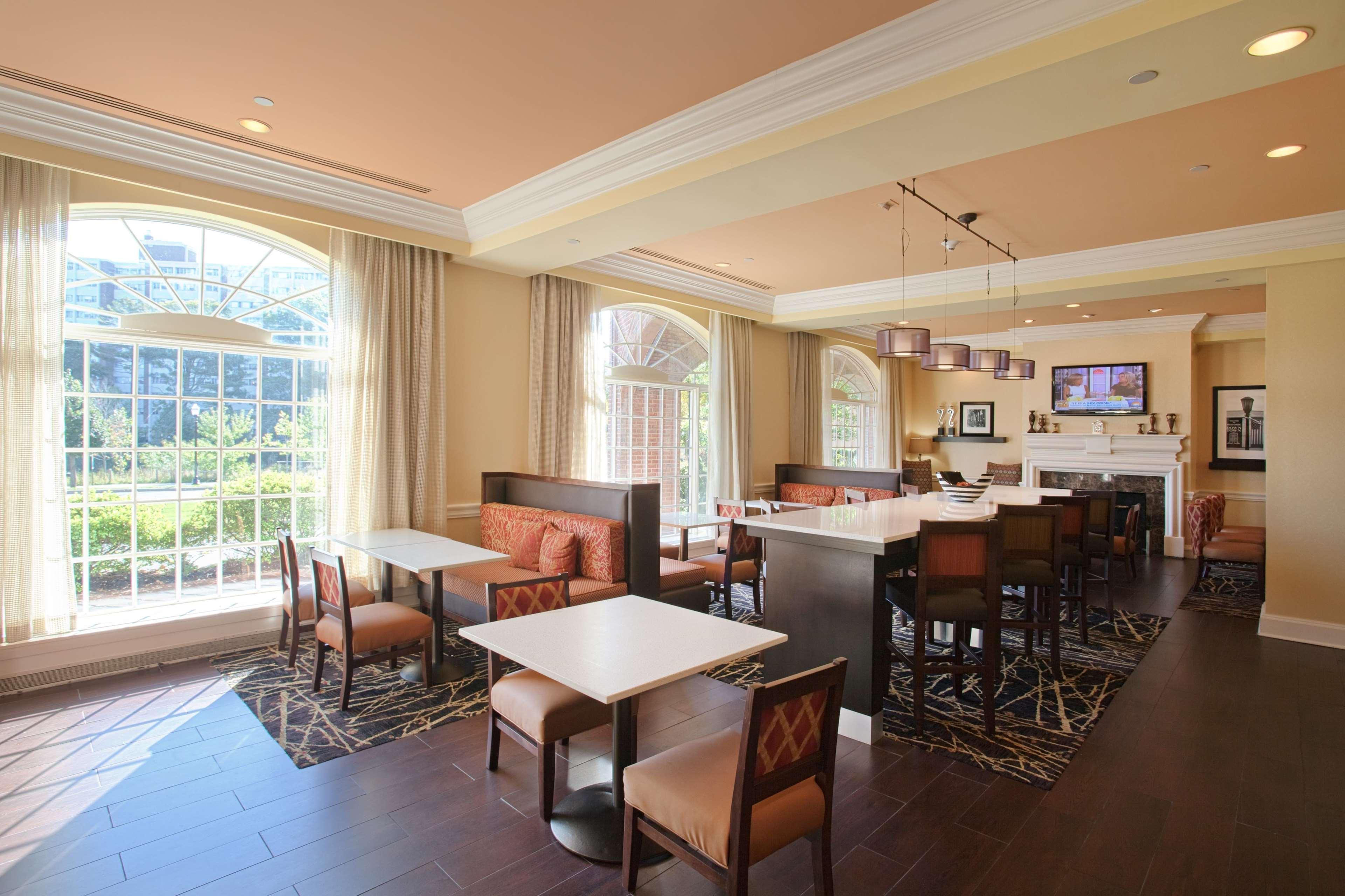 Hampton Inn & Suites Stamford Luaran gambar
