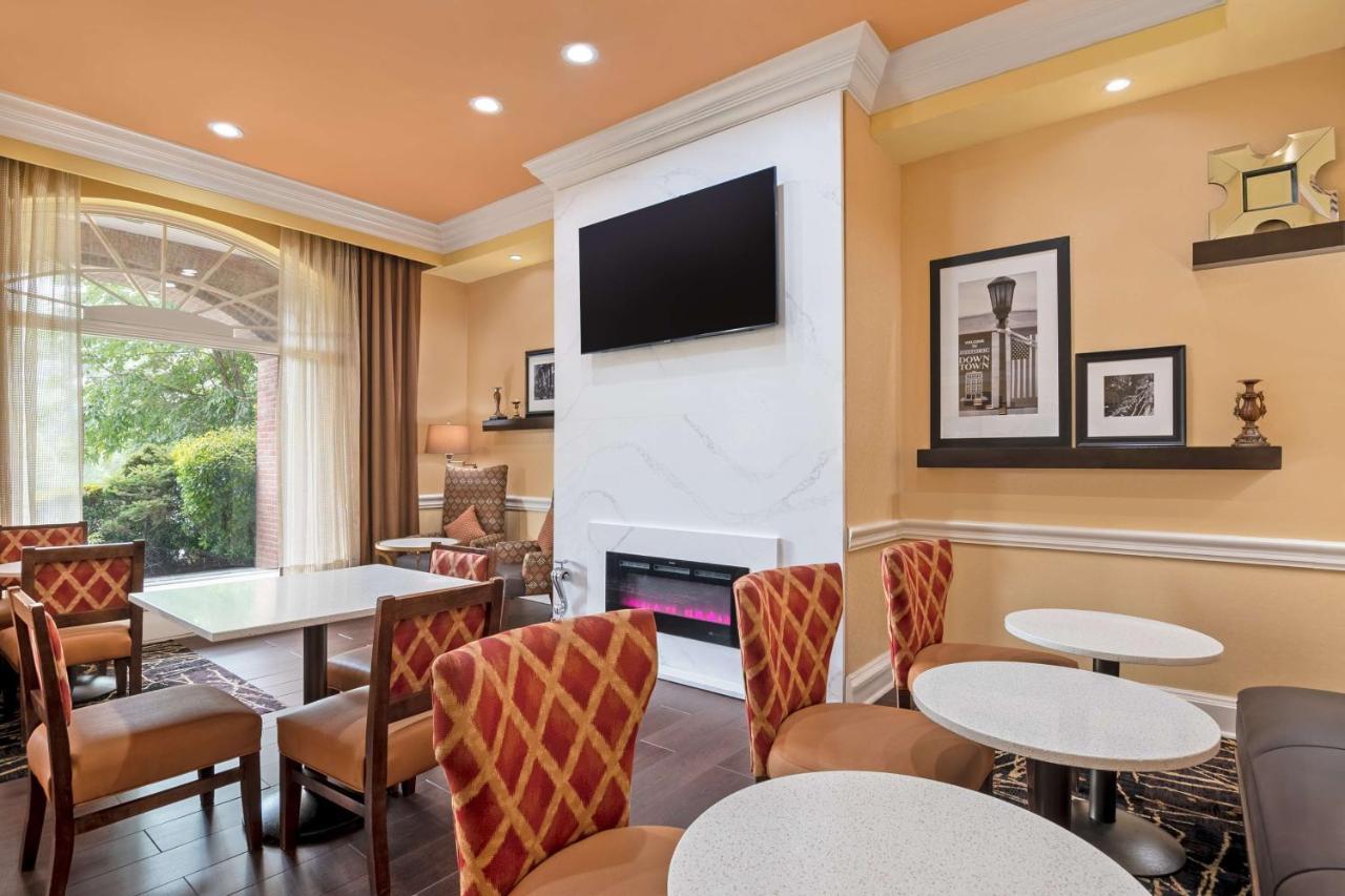Hampton Inn & Suites Stamford Luaran gambar